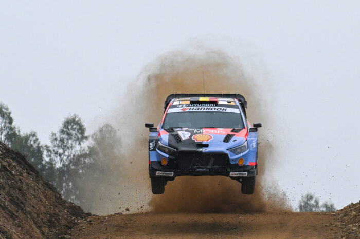 Neuville wins WRC Rally Portugal after late Ogier puncture